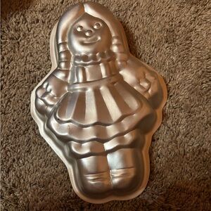 Silver Doll-Shaped Cake Pan - Bakeware Mold